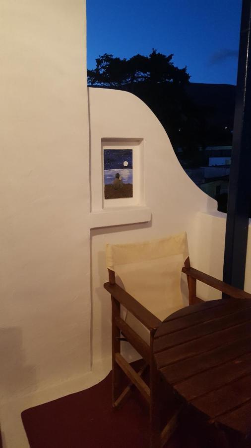 Ο Μπαξεσ Appartement Livadi  Buitenkant foto