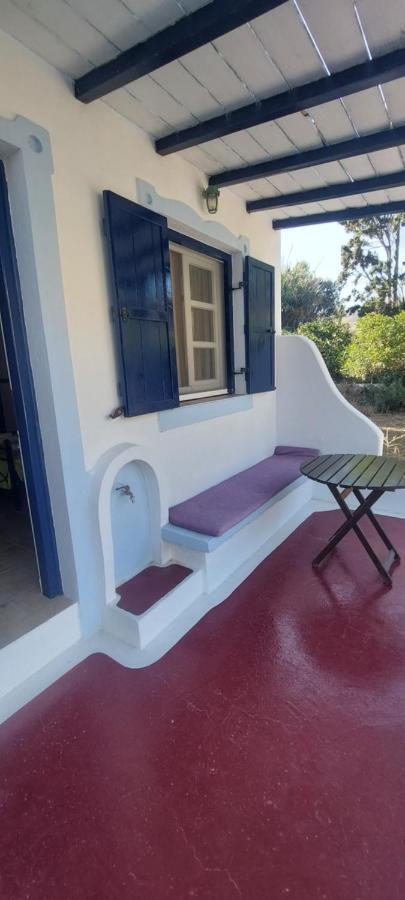 Ο Μπαξεσ Appartement Livadi  Buitenkant foto